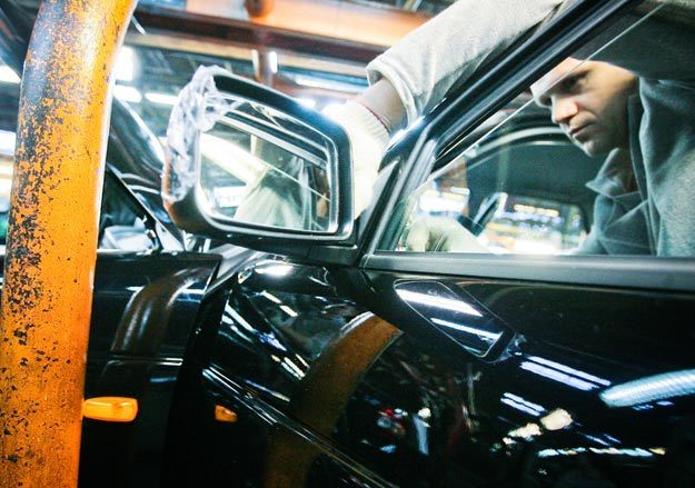 Отечественный автопром старался снизить издержки