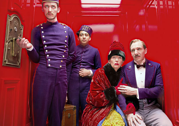 Герои Тильды Суинтон и Рейфа Файнса смотрят в будущее с тревогой - и не без оснований