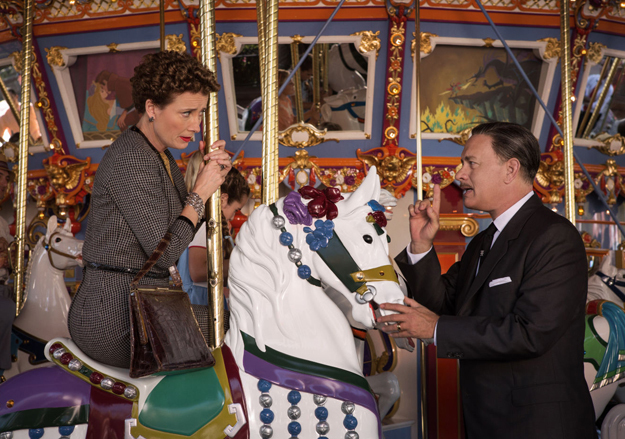 Терапия в действии: Дисней уговаривает писательницу прокатиться на лошадке