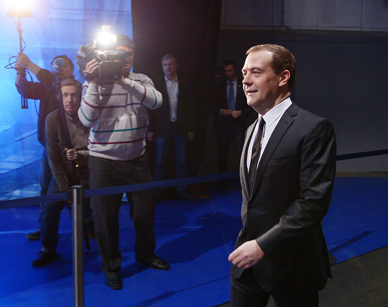 Дмитрий Медведев перед началом интервью