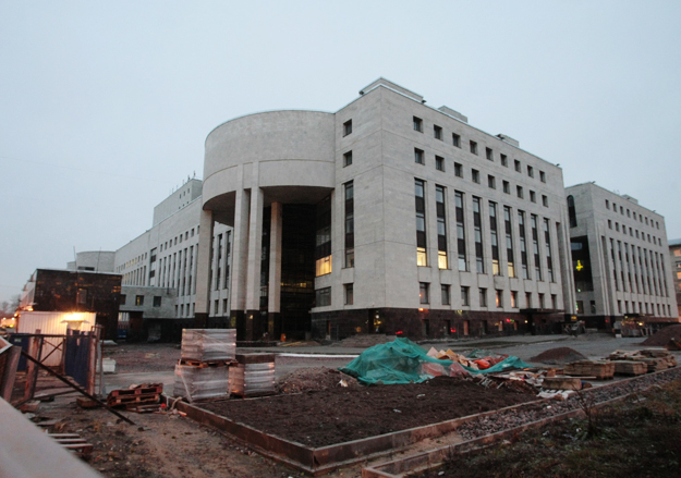 Строительные работы на объекте не ведутся почти год