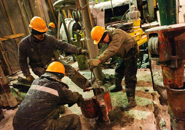 Российским нефтяникам надо в 1,5 раза увеличить эксплуатационное бурение