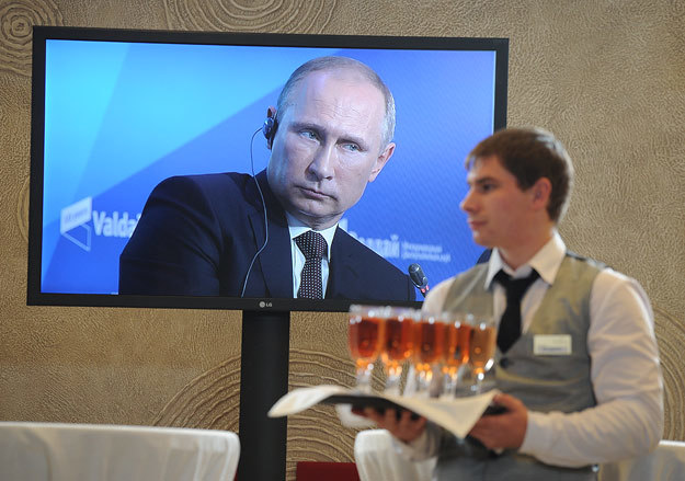 Трансляция выступления президента Владимира Путина на заседании клуба "Валдай" в 2013 г.