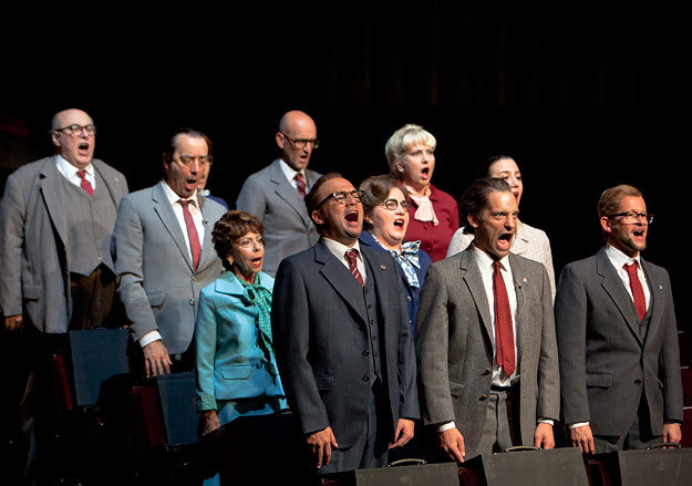 Спектакль на трагическую тему не лишен сатирических нот