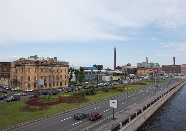 Участок между Большим Сампсониевским проспектом и Выборгской набережной продан по стартовой цене