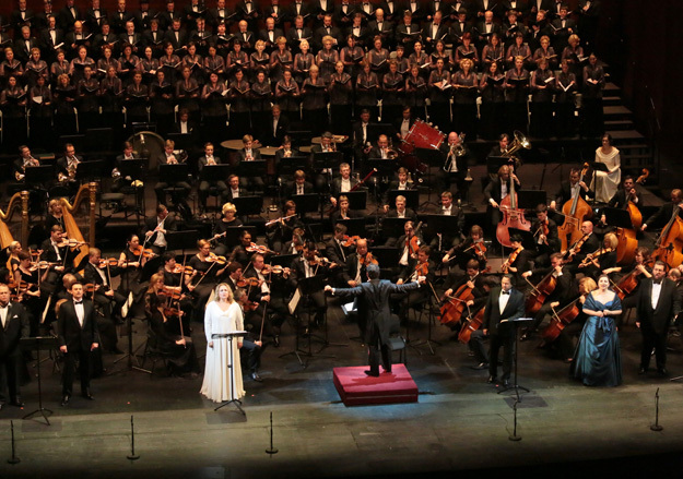 Концертное исполнение выглядело полноценной премьерой