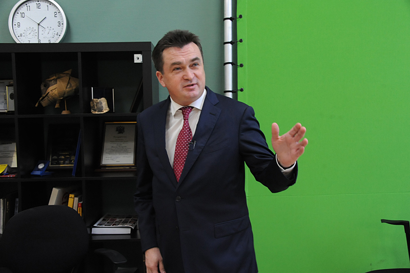 Владимир Миклушевский, Приморский край

Президент России Владимир Путин принял отставку Владимира Миклушевского 31 мая. По словам губернатора Приморского края, он понял, что "продолжать работу без доверия людей невозможно". Миклушевский руководит краем с 2012 г. Он был наделен полномочиями губернатора по предложению президента.