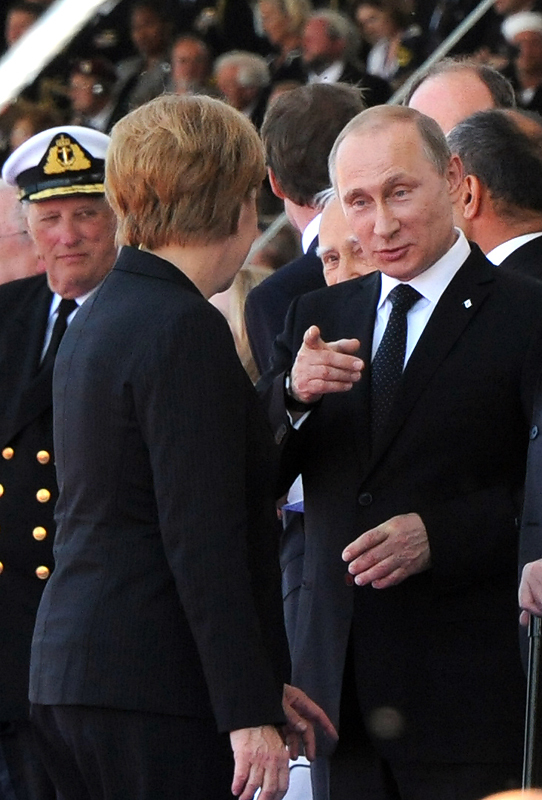 Канцлер ФРГ Ангела Меркель и президент России Владимир Путин.