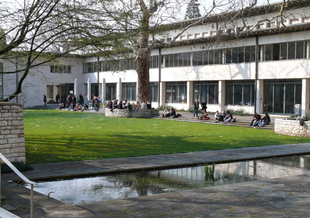 Швейцария

198. Базельский университет (University of Basel), на фото
199. Бернский университет (University of Bern)
200. Женевский университет (University of Geneva)
201. Университет Лозанны (University of Lausanne)
202. Цюрихский университет (University of Zurich)
203. Швейцарский федеральный технологический институт в Лозанне (Swiss Federal Institute of Technology of Lausanne)
204. Швейцарский федеральный технологический институт Цюриха (Swiss Federal Institute of Technology Zurich)