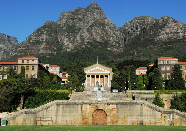 Южно-Африканская Республика

234. Университет Кейптауна (University of CapeTown), на фото