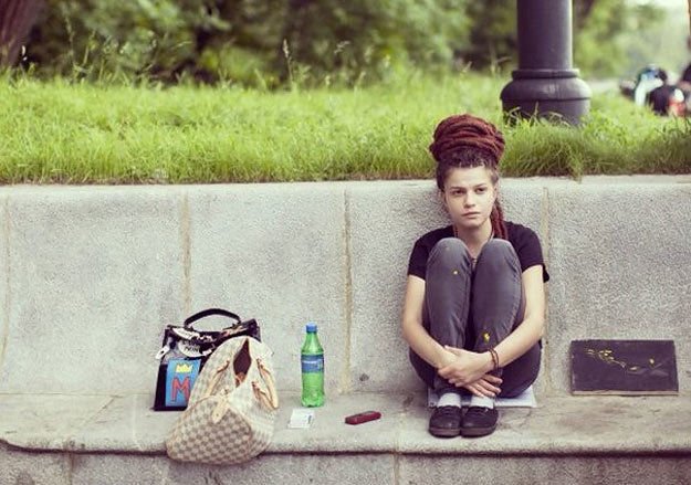 В фильме Валерии Гай Германики Агния Кузнецова играет Сашу, которая полюбила