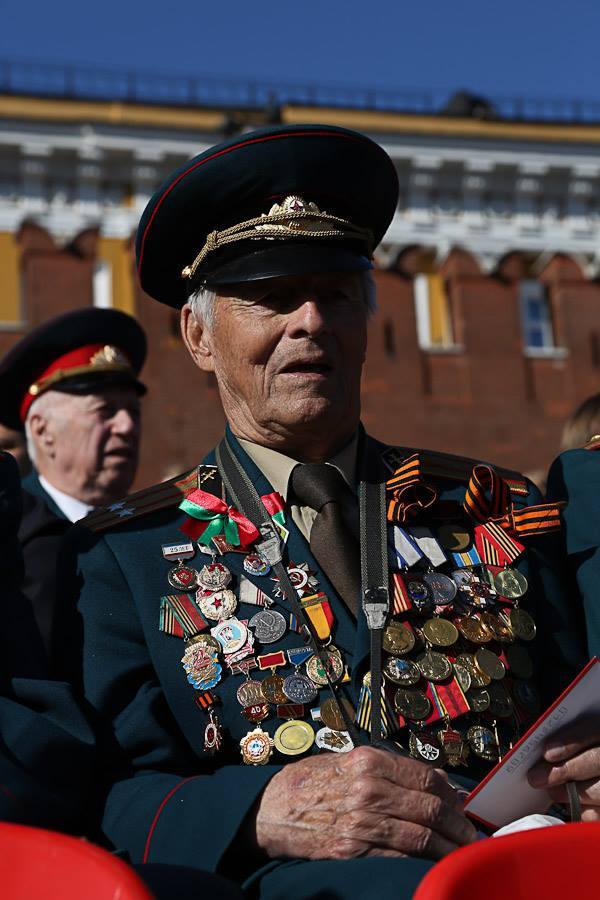 Денис Абрамов