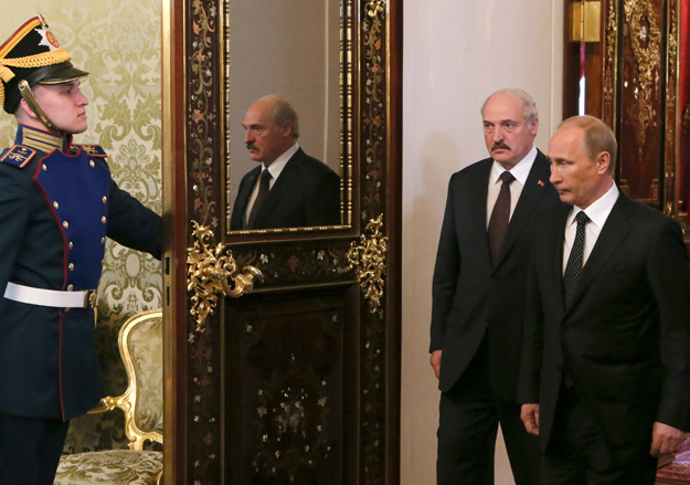 России дорога дружба с Белоруссией (на фото слева направо президенты Александр Лукашенко и Владимир Путин)