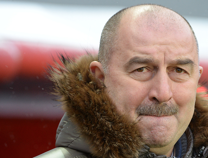 Станислав Черчесов, "Амкар"

Станислав Черчесов несколько недель назад чуть не стал преемником Валерия Карпина в "Спартаке", но хозяин клуба Леонид Федун в последний момент передумал. С "Динамо" Черчесову договориться удалось: в "Амкаре" уже сообщили, что предложение московского клуба было из числа тех, от которых "грех отказываться".