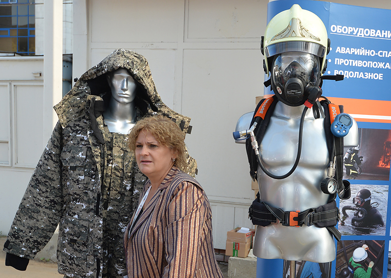 Образцы новой формы и спецодежды для военнослужащих