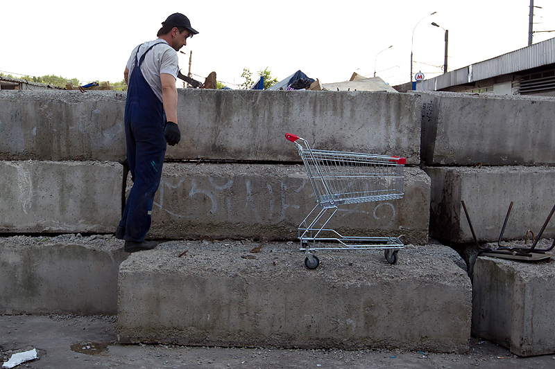 Денис Абрамов