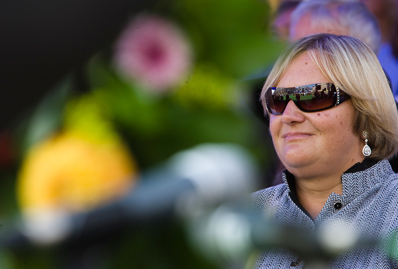 В мае Батурин заявил в Гагаринском суде, что возникшие проблемы стали результатом недопонимания между ним и его сестрой Еленой Батуриной (на фото)