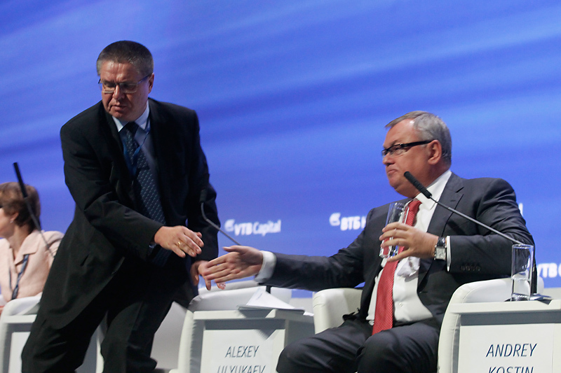 Алексей Улюкаев и Андрей Костин