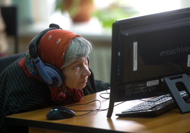 Бизнес и государство решили повысить компьютерную грамотность пенсионеров