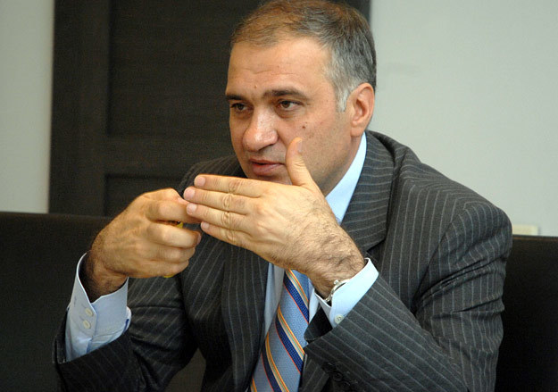 Александр Несис