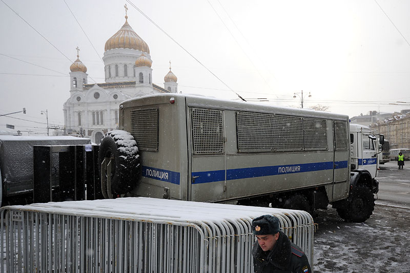 Подготовка к шествию и митингу в защиту детей