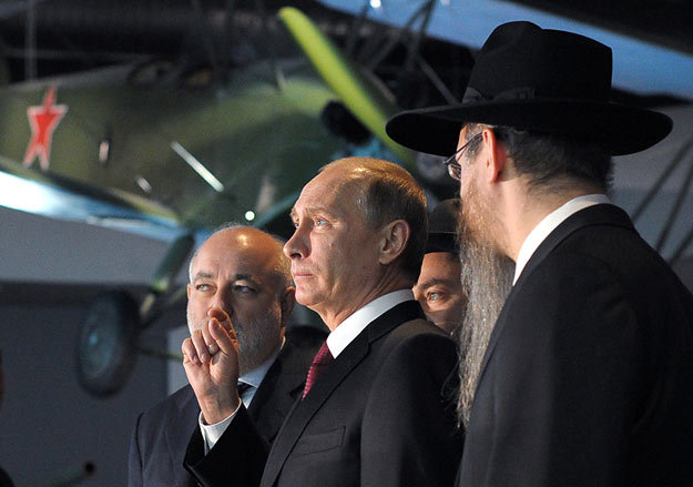 Виктор Вексельберг, Владимир Путин и Берл Лазар