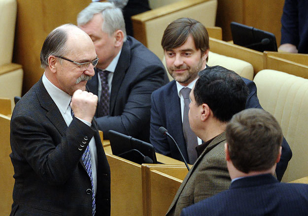 Владимир Пехтин (слева)