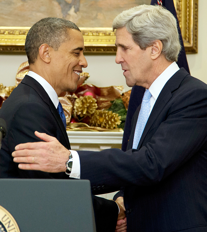 В конце года президент представил сенатора Джона Керри на пост госсекретаря.