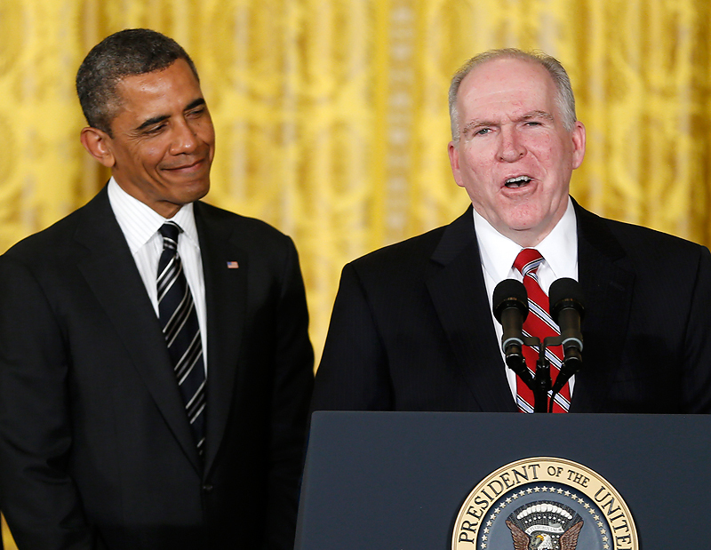 Кандидат на пост директора ЦРУ — помощник президента по нацбезопасности Джон Бреннан (справа).