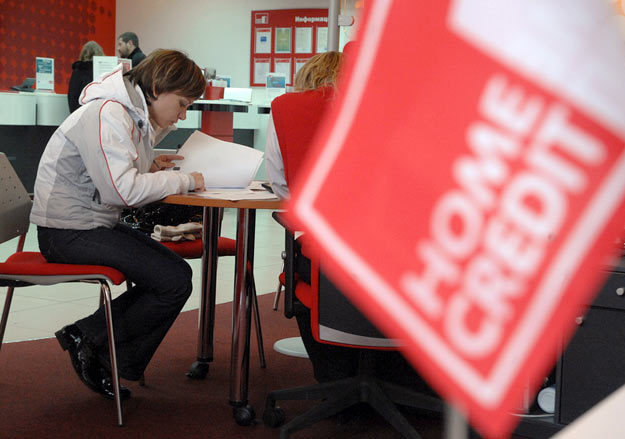 Высокие ставки по вкладам привлекли в ХКФ-банк новых клиентов и вывели его в десятку крупнейших игроков на рынке депозитов населения