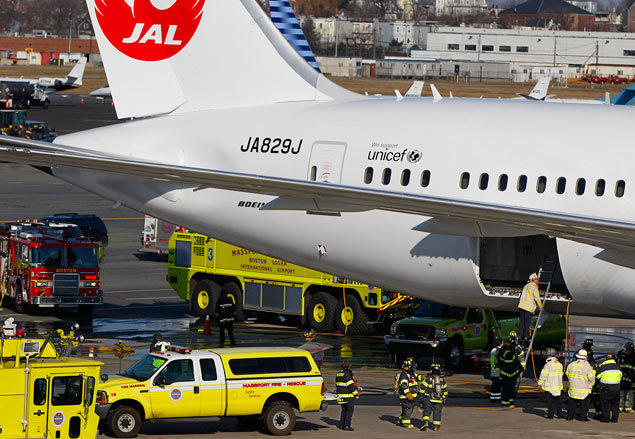 Boeing-787 Dreamliner в аэропорту Logan