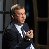 Д.Абрамов