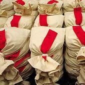 Среди мер по стимулированию роста независимые экономисты предлагают российскому правительству не допустить роста обязательств, не связанных с формированием инновационной экономики, и обязательно повысить эффективность госрасходов