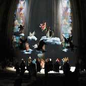 Олег Кулик соединил музыку Генделя с витражами / ChAtelet