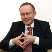 М.Новиков для Ведомостей