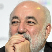 М.Стулов