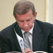 А.Махонин