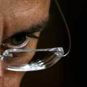 После вступления в действие закона чиновникам останется только наблюдать за процессом