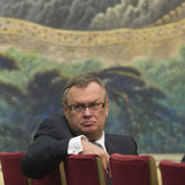 Андрей Костин ждет акционеров