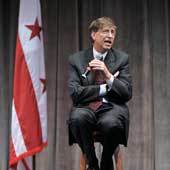 Билл Гейтс потерял всего $18 млрд