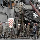 Второй взрыв на «Распадской», произошедший на глубине около 500 м, разрушил все наземные постройки шахты