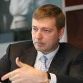 Все началось с того, что Дмитрий Рыболовлев устранился от проблем, связанных с аварией, уверяет чиновник