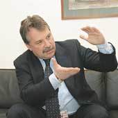 С. Николаев