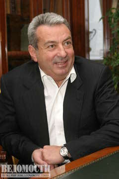 С.Николаев