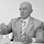 Марку Мобиусу нравится потребительский сектор Индии и Китая, но самый роскошный торгцентр он видел в России