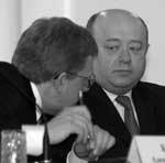 Алексей Кудрин не разглядел на столе Михаила Фрадкова проект постановления