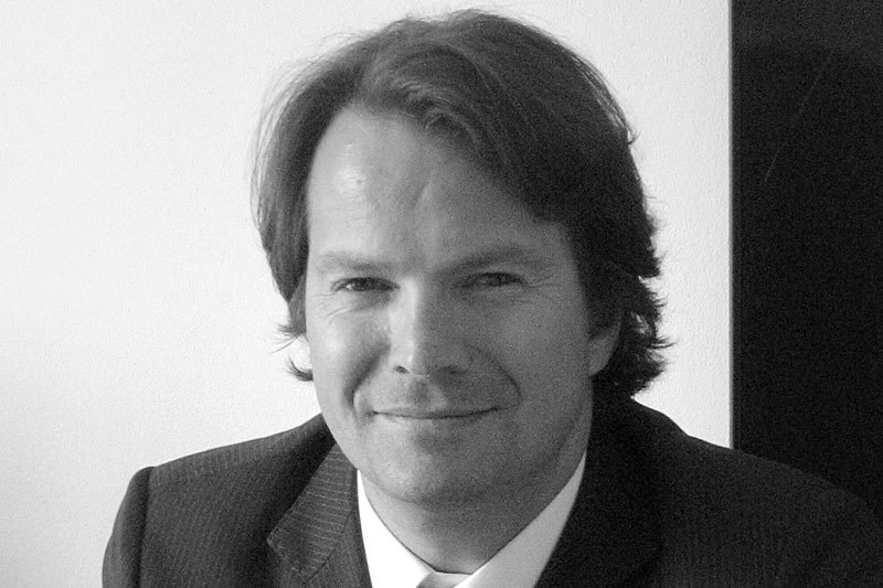 Бенжамен Комар возглавляет ювелирное подразделение Chanel Joaillerie с 2005 года