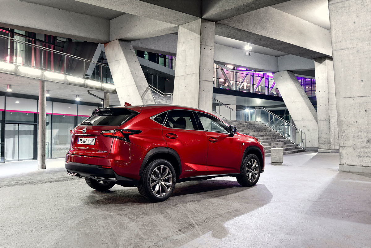 Lexus NX300h: Триумф формы - Ведомости