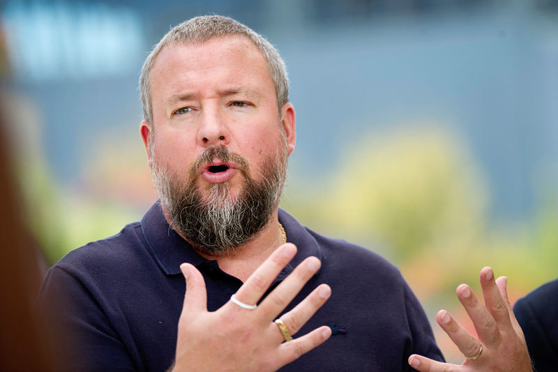 Шейн Смит не поскупился на банкет для сотрудников