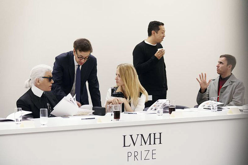 В этом году в конкурсе молодых дизайнеров LVMH приняли участие более 1000 человек